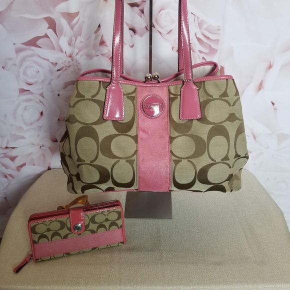 Coach Handbags - Coach Shoulder Handbag Classic Monogram +Wallet
